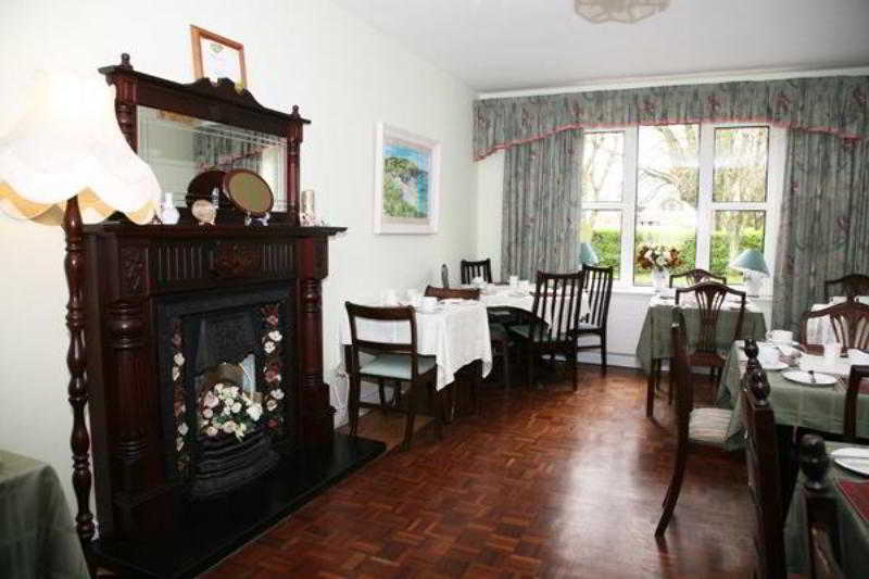 קלונקילטי Macliam Lodge Guesthouse מראה חיצוני תמונה