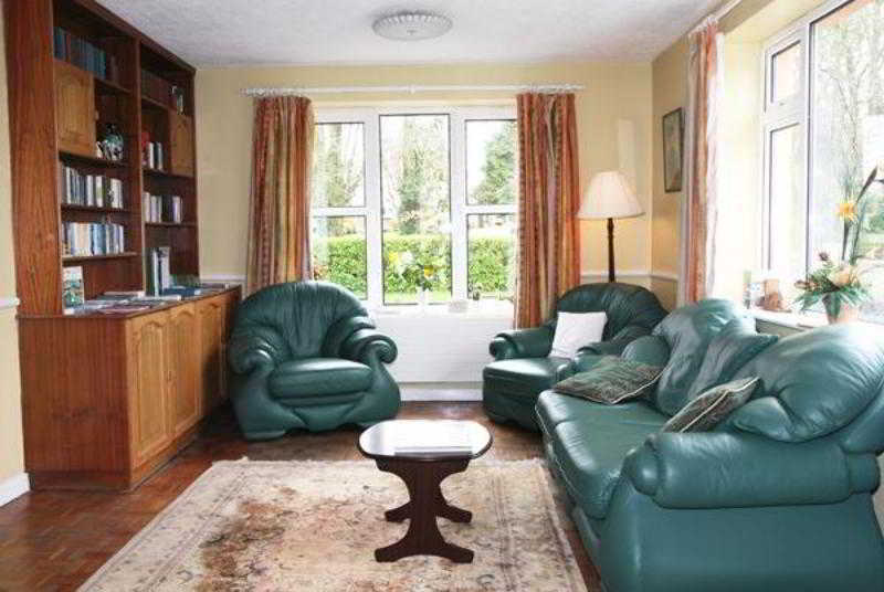 קלונקילטי Macliam Lodge Guesthouse מראה חיצוני תמונה